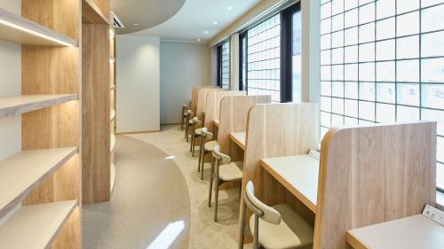 ラウンジの風景